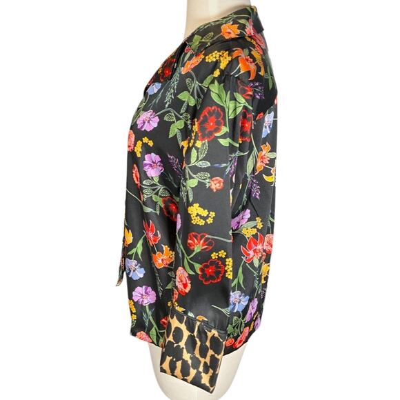 Who What Wear Black Floral Satin Button-Down Blouse – Size Small NWOT Wide Cuffs - Picture 3 of 10